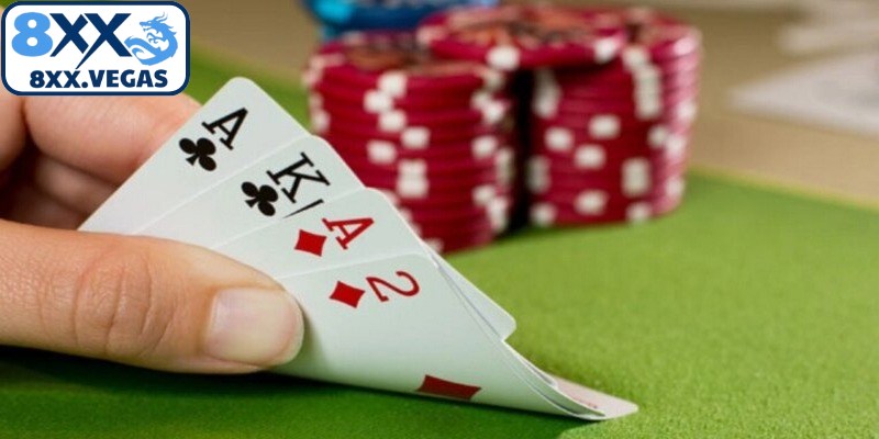 Việc theo dõi quân bài của đối thủ là rất quan trọng để hiểu cách chơi Catte