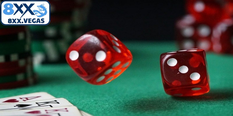 Xí ngầu, còn gọi là trò chơi xúc xắc thú vị